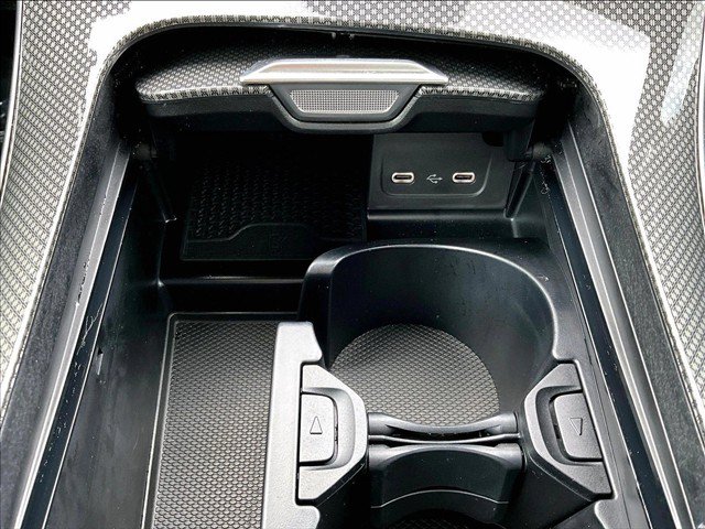 Used 2026 Mercedes-Benz C 300 Sedan image 25