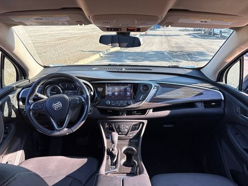 Used 2017 Buick Envision Essence FWD image 18