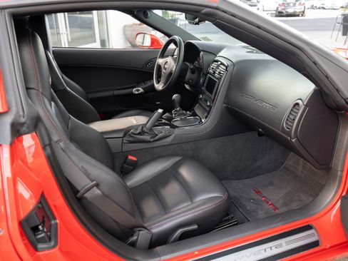 Used 2008 Chevrolet Corvette Z06 w/ Preferred Equipment Group image 25