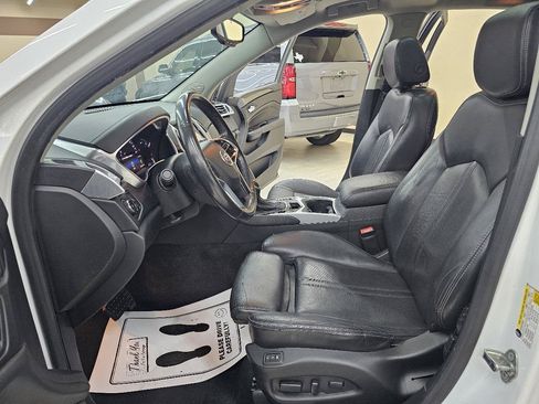Used 2016 Cadillac SRX Performance w/ Midnight Edition Package FWD image 18