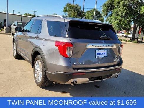 Used 2022 Ford Explorer Limited w/ Equipment Group 301A AWD/4WD image 3