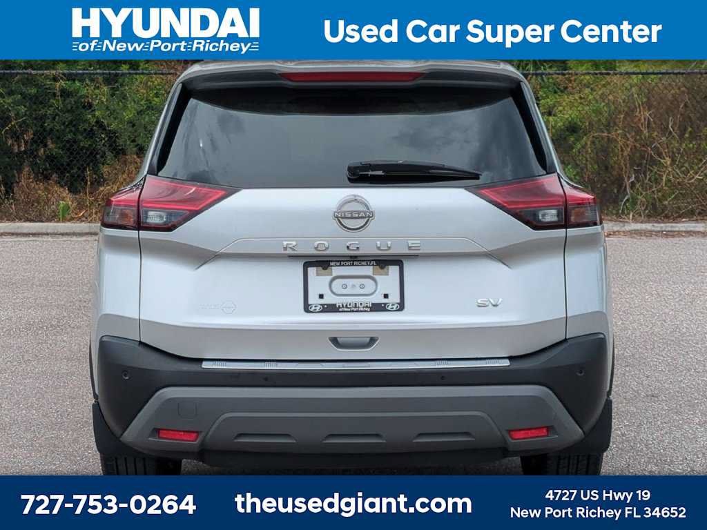 Used 2022 Nissan Rogue SV FWD image 4