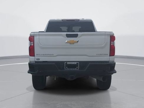 Used 2024 Chevrolet Silverado 2500 Custom w/ Custom Value Package AWD/4WD image 4