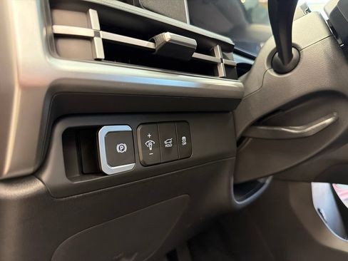 Used 2026 Hyundai Santa Fe SEL FWD image 34