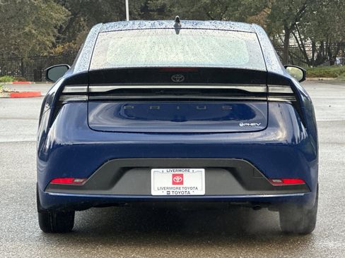 New 2026 Toyota Prius SE image 5