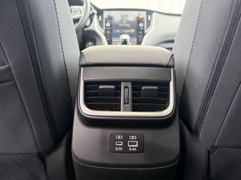 Used 2023 Subaru Outback Premium image 28