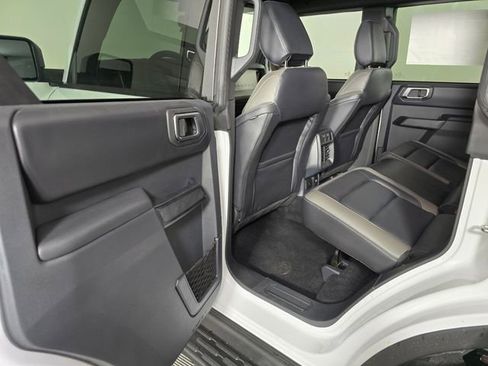 New 2025 Ford Bronco Outer Banks AWD/4WD image 18