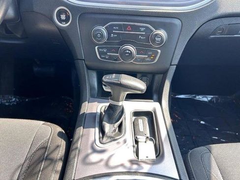 Used 2022 Dodge Charger SXT image 16