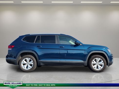 Used 2018 Volkswagen Atlas SEL AWD/4WD image 2