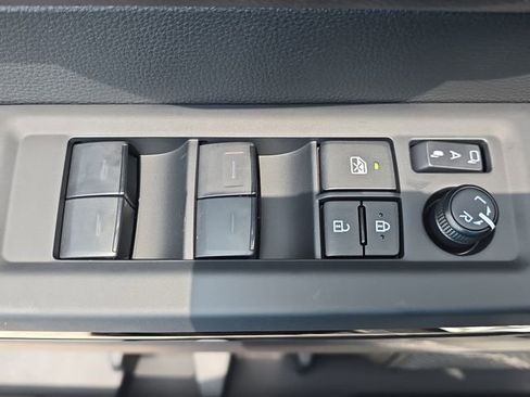 New 2026 Toyota Tundra SR5 AWD/4WD image 27