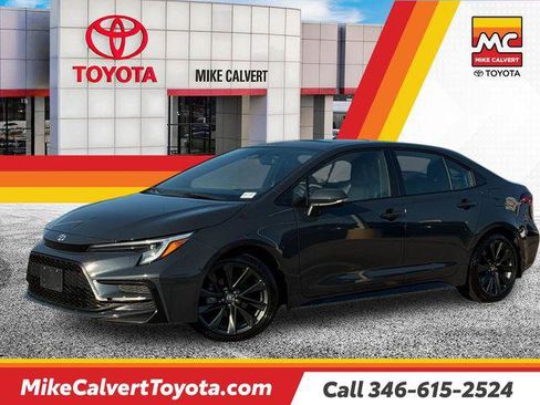Certified 2026 Toyota Corolla XSE FWD image 1