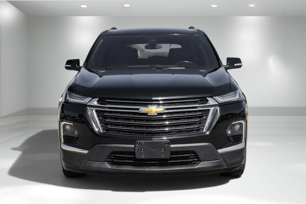 Used 2022 Chevrolet Traverse LT FWD image 4
