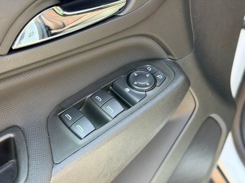 Used 2024 Chevrolet Equinox RS FWD image 20