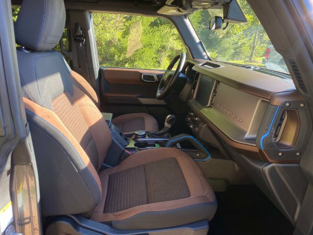 Used 2022 Ford Bronco Outer Banks AWD/4WD image 36