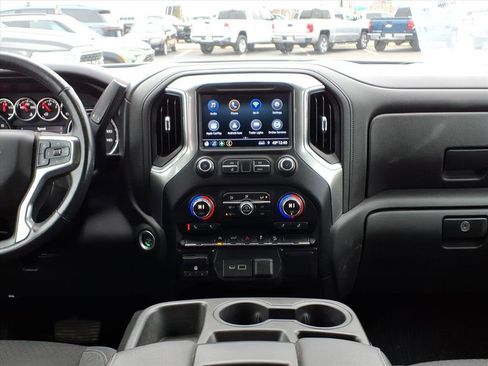 Used 2019 Chevrolet Silverado 1500 LT w/ All-Star Edition image 10