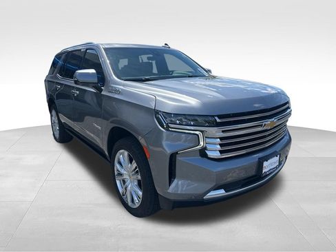 Used 2022 Chevrolet Tahoe High Country AWD/4WD image 8