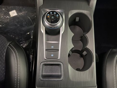 New 2025 Ford Escape SE image 16