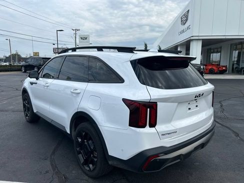 Used 2025 Kia Sorento SX AWD/4WD image 9