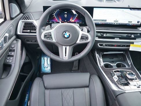 New 2026 BMW X7 M60i AWD/4WD image 14