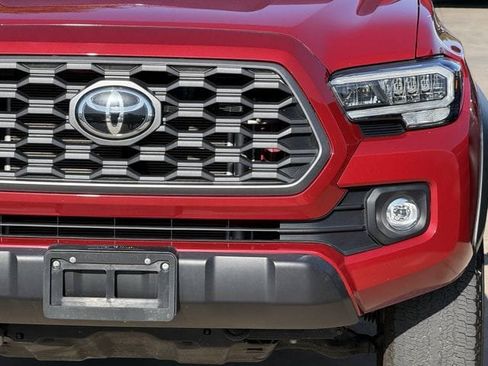 Used 2021 Toyota Tacoma TRD Off-Road AWD/4WD image 8