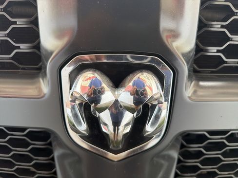 Used 2016 RAM 3500 Tradesman w/ Power & Remote Entry Group image 29