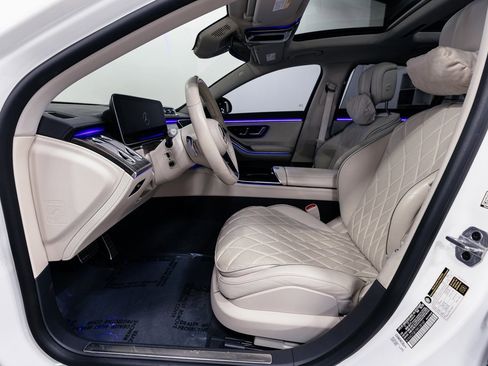 Certified 2022 Mercedes-Benz S 580 4MATIC Sedan image 8