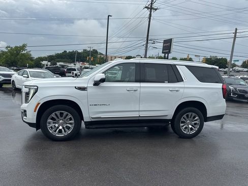 Used 2025 GMC Yukon Denali AWD/4WD image 4