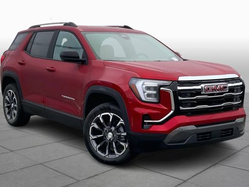 New 2026 GMC Terrain Elevation w/ Elevation Premium Package image 2