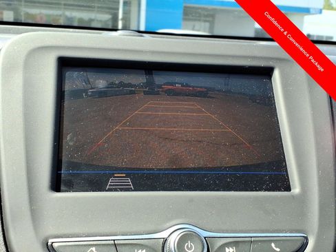 Used 2021 Chevrolet Equinox LT FWD image 18