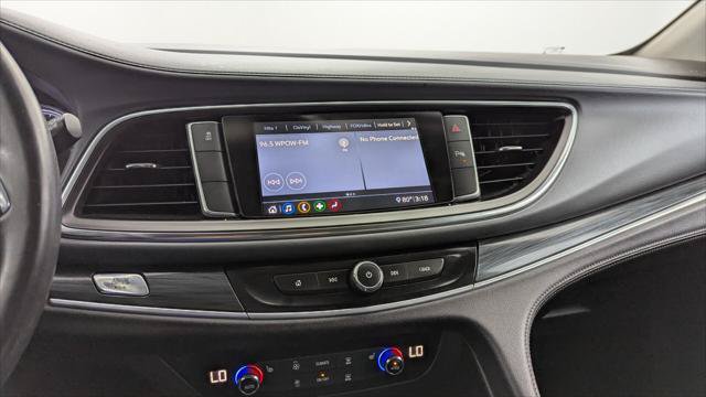 Used 2021 Buick Enclave Essence FWD image 29