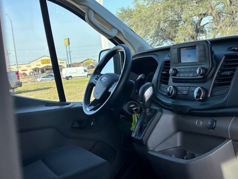 Used 2024 Ford Transit 250 Low Roof w/ Exterior Upgrade Package image 21