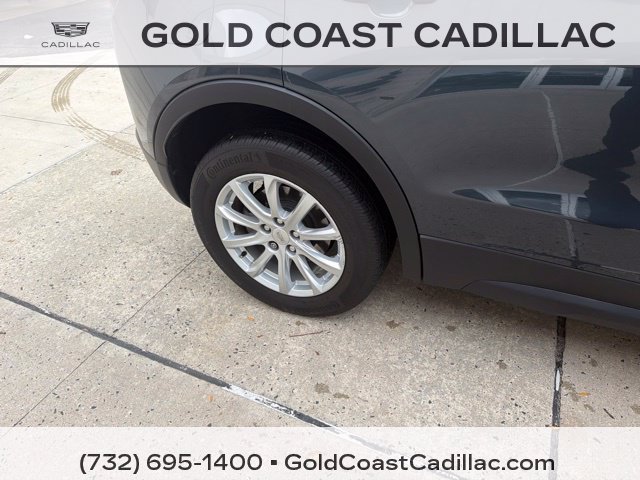 Used 2020 Cadillac XT4 Luxury w/ Cold Weather Package FWD image 6