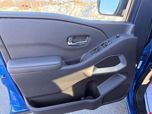 New 2026 Nissan Frontier SV w/ SV Convenience Package image 10