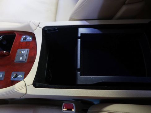 Used 2008 Lexus LS 460 image 40