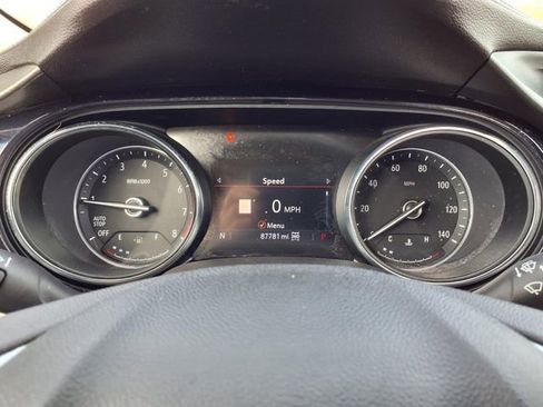 Used 2020 Buick Encore GX Essence w/ Experience Buick Package AWD/4WD image 19