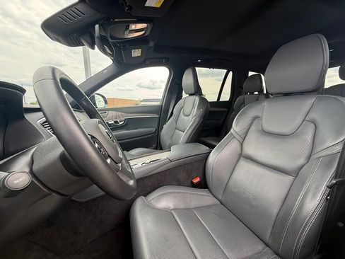Used 2023 Volvo XC90 B6 Ultimate AWD/4WD image 27