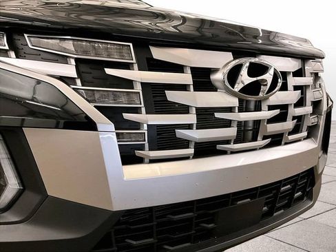 Used 2023 Hyundai Santa Cruz SEL Premium AWD/4WD image 29
