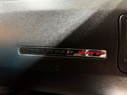 Used 2009 Dodge Challenger SRT8 w/ SRT Option Group II image 39
