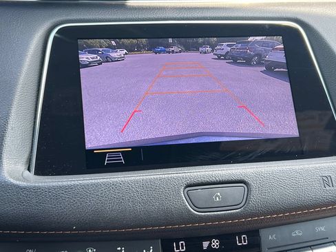 Used 2019 Cadillac XT4 Premium Luxury AWD/4WD image 29