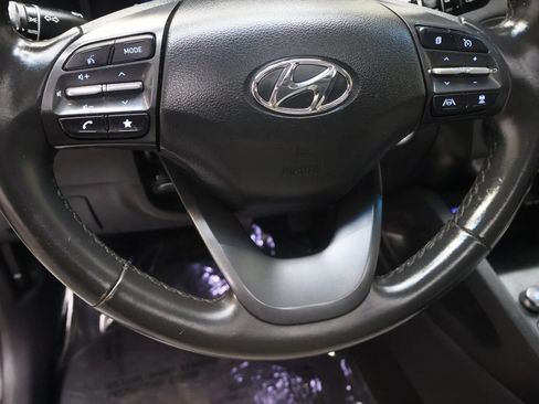 Used 2022 Hyundai Kona Limited FWD image 18
