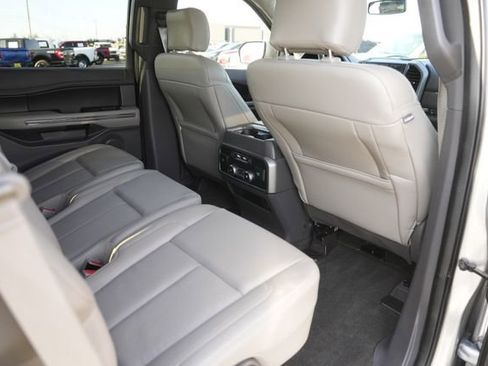 Used 2020 Ford Expedition XLT w/ Equipment Group 202A image 15