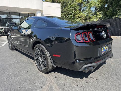 Used 2014 Ford Mustang Shelby GT500 w/ Equipment Group 821A RWD image 3