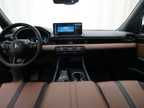 Certified 2026 Honda Passport TrailSport Elite image 5