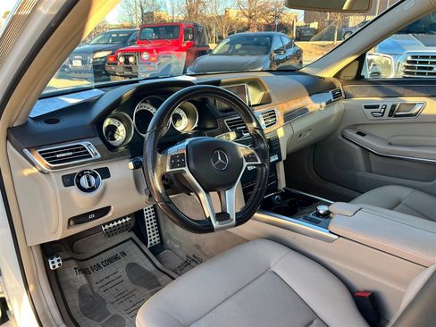 Used 2015 Mercedes-Benz E 350 4MATIC Sedan image 13