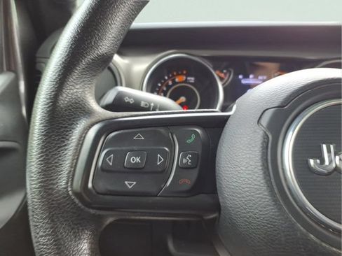 Used 2022 Jeep Wrangler Unlimited Sport AWD/4WD image 14