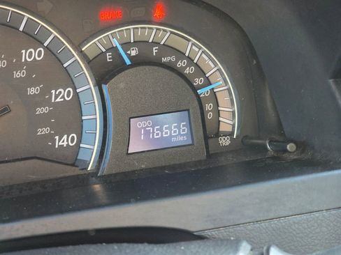 Used 2013 Toyota Camry SE image 27