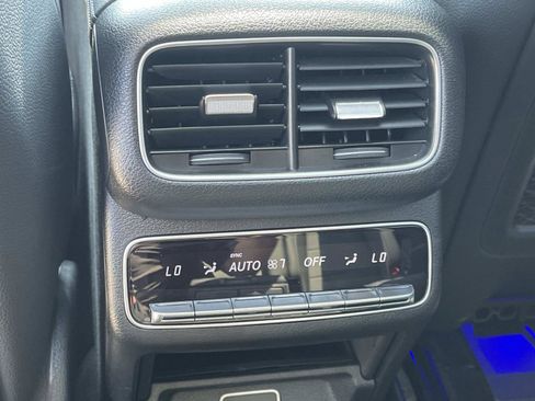 Used 2026 Mercedes-Benz GLS 450 4MATIC image 17