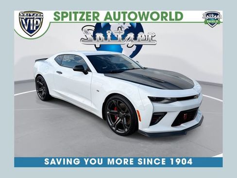 Used 2018 Chevrolet Camaro SS image 1
