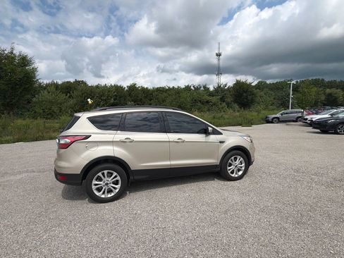 Used 2018 Ford Escape SEL AWD/4WD image 20