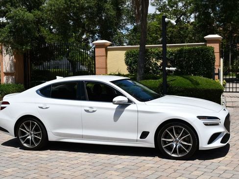 Used 2023 Genesis G70 3.3T RWD image 8